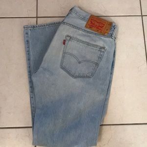 Men’s Levi’s jeans. Worn once. PERFECT CONDITION!